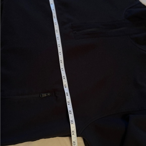 Old Navy Men's Black Zip-Up Sweater - Picture 5 of 7